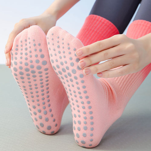 Gradient-colored Non-slip Sports Socks For Women